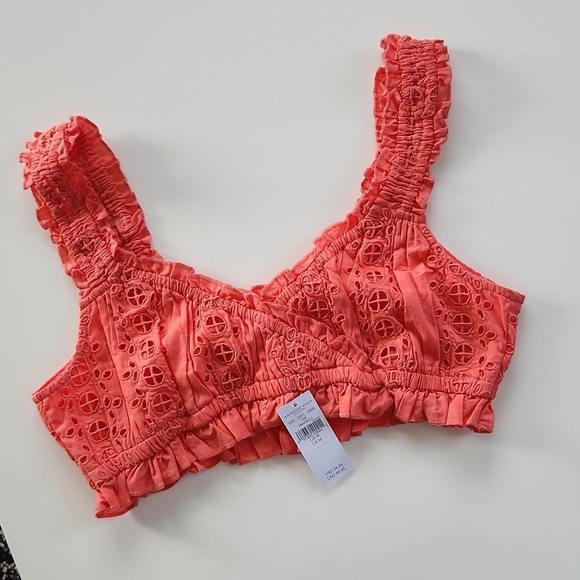 American Eagle Outfitters Tops - NEW! AE Extra cropped top medium